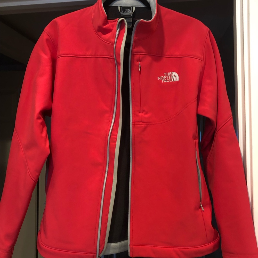 Pink The Northface all weather stretch jacket
